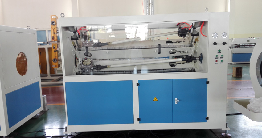 haul-off machine for PERT pipe extrusion line тягач для линии экструзии труб PERT