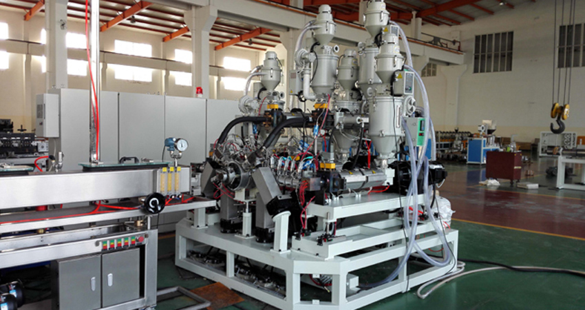 Машина для производства масляных трубок PA